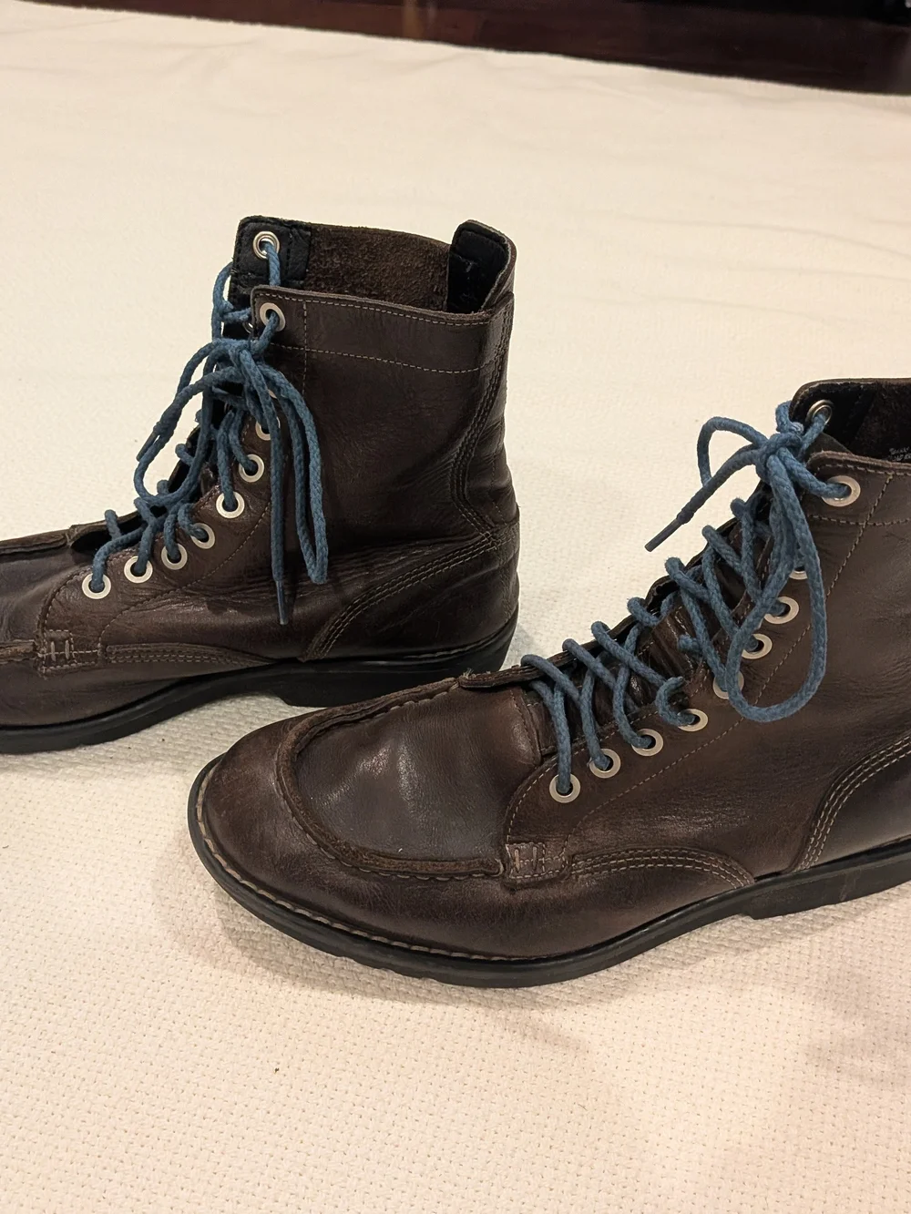 Timberland Brown Leather Moc-toe Boots with Blue Laces Mens 7.5